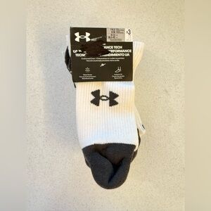 Under Armour Men's White and Black Performance Socks